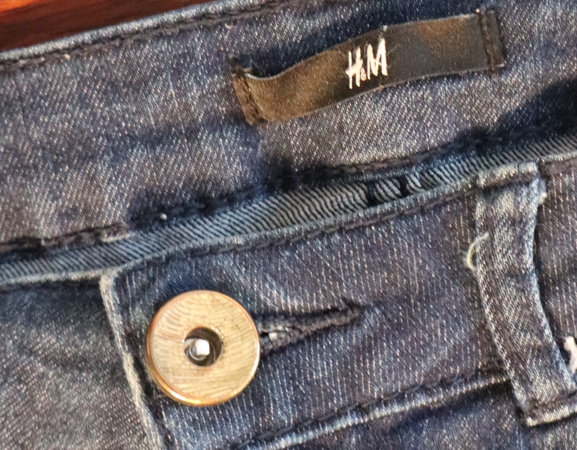 H&M - Classic Comfort Stretch Jeans Size 6 - Image 3