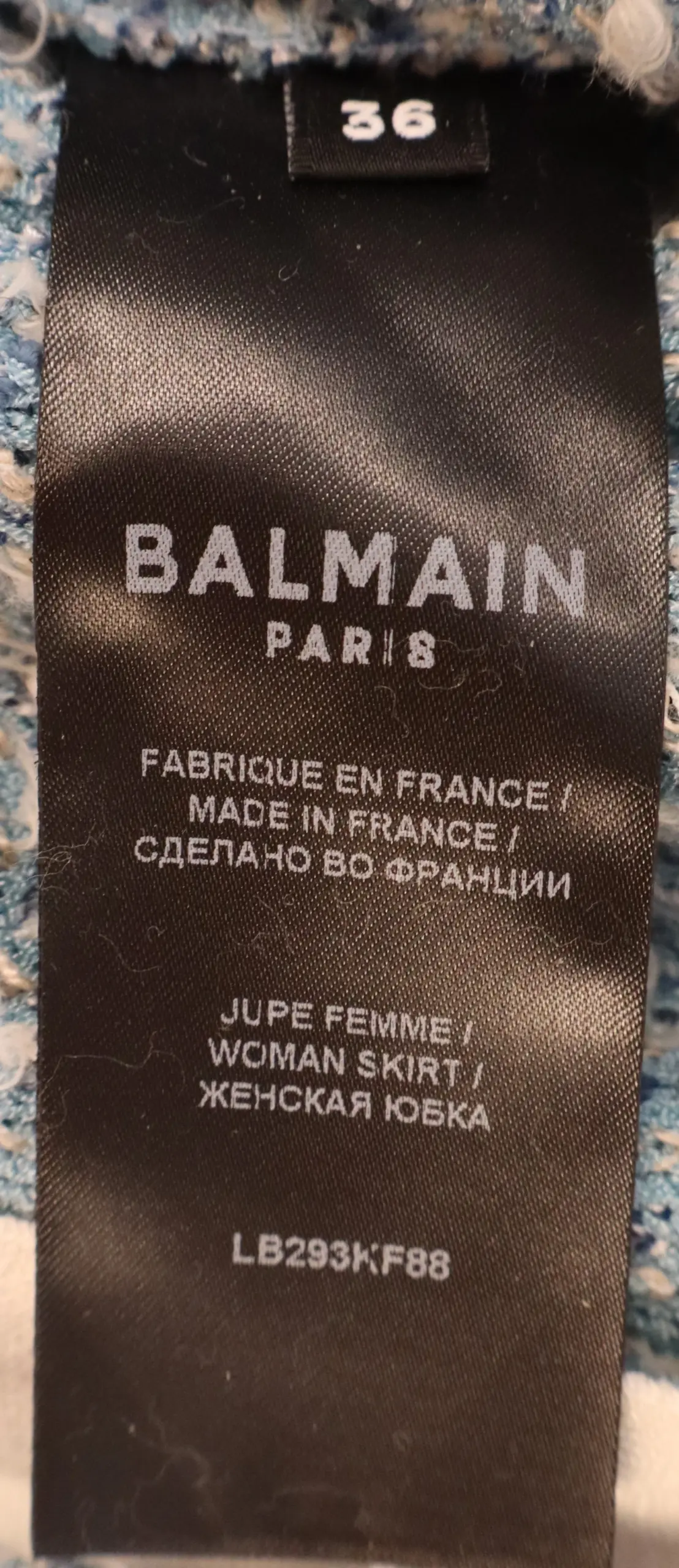 Balmain - Chic Tweed Fringe Skirt with Gold-Tone Detailing Size 36 - Image 4