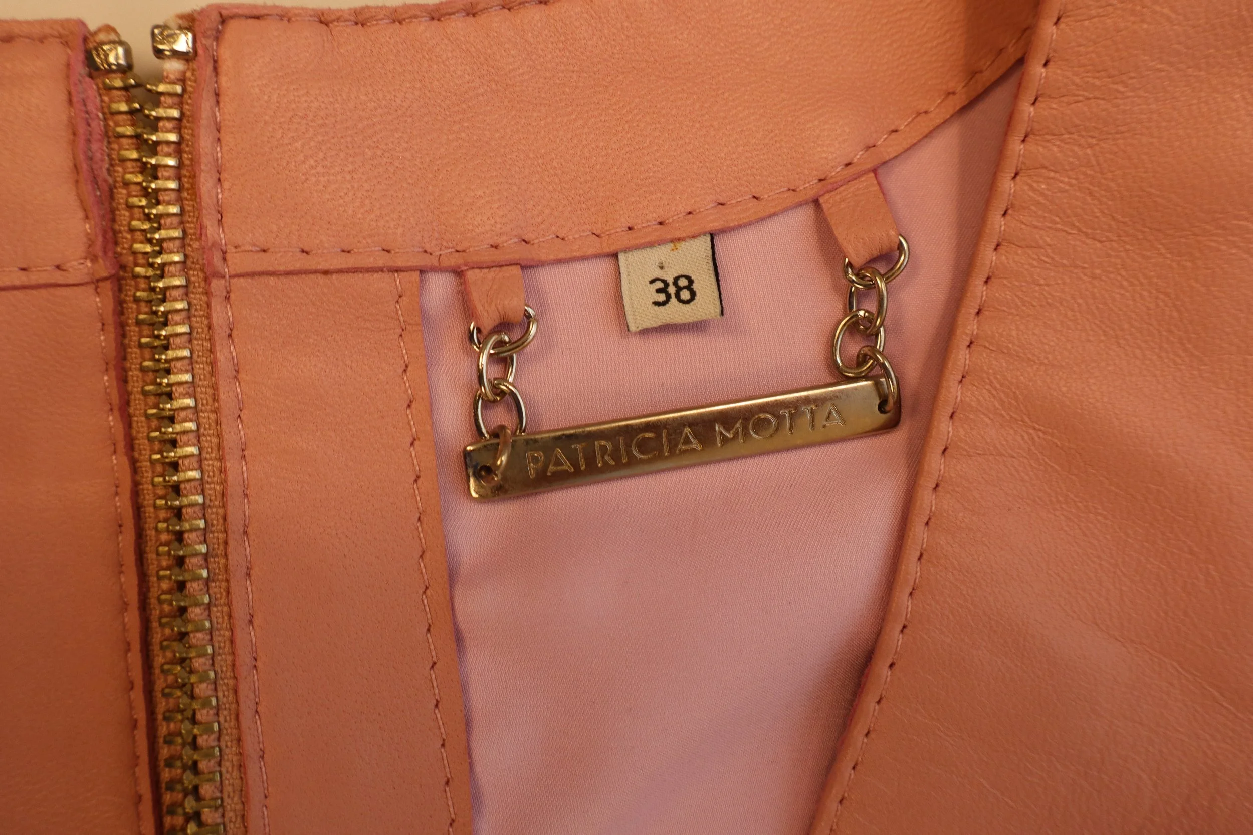 Patricia Motta - Chic Leather Sleeveless Top with Lace Details Size 38 - Image 3